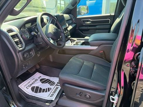 Used 2025 RAM 1500 Big Horn AWD/4WD image 8