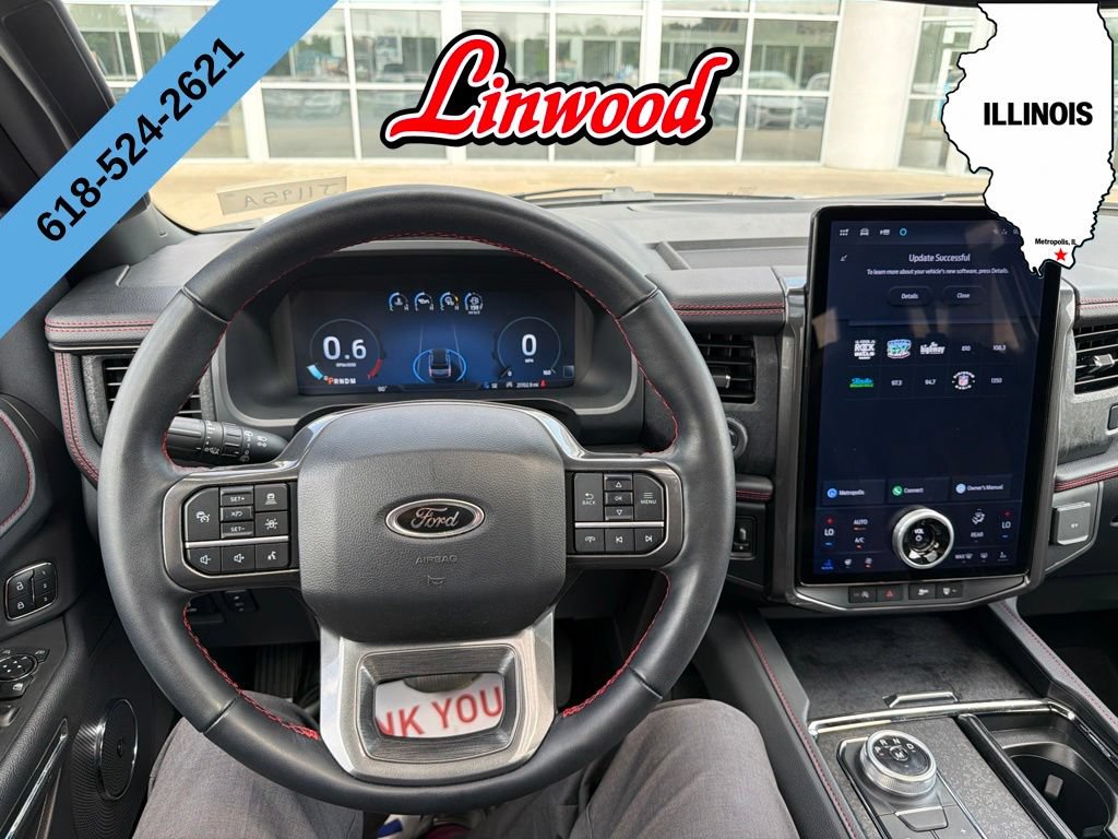 Used 2024 Ford Expedition Limited AWD/4WD image 2
