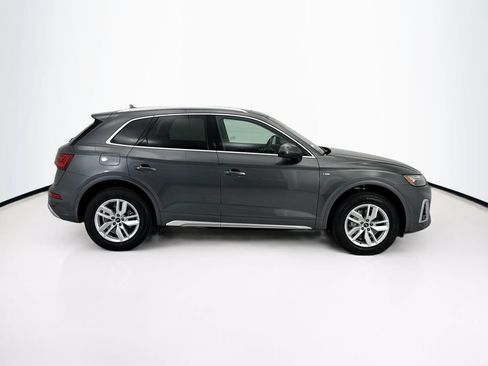 Used 2023 Audi Q5 2.0T Premium w/ Convenience Package AWD/4WD image 4