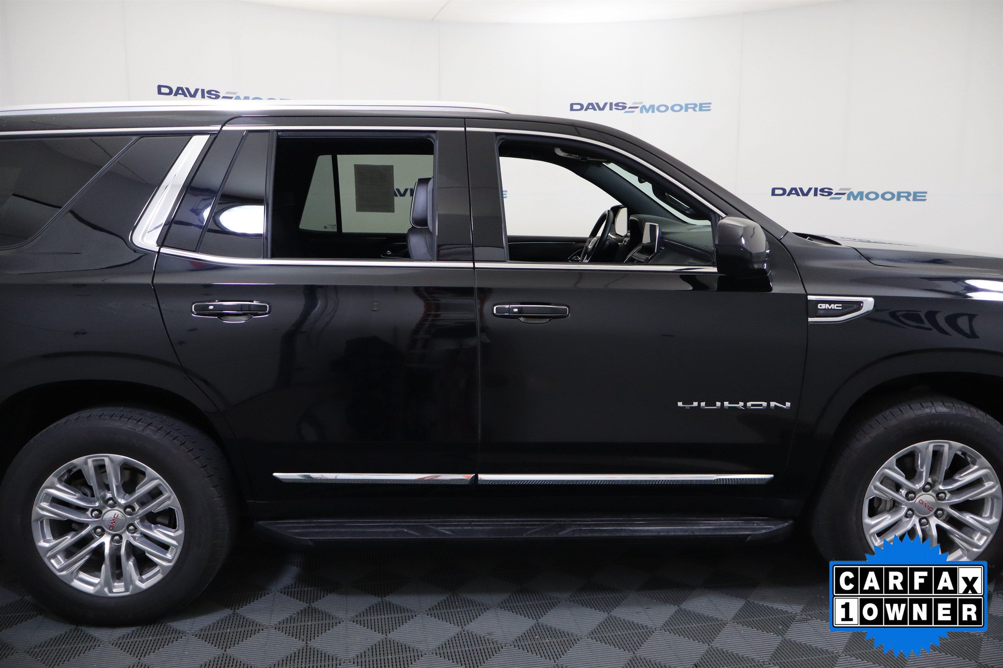 Used 2024 GMC Yukon SLT w/ Max Trailering Package AWD/4WD image 5