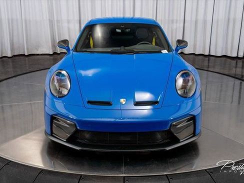 Used 2025 Porsche 911 GT3 RWD image 5
