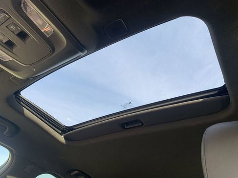 Certified 2021 Cadillac CT4 Luxury w/ Sun And Sound Package image 16