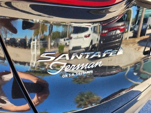 Used 2019 Hyundai Santa Fe Limited image 11