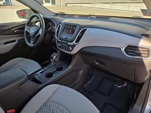 Used 2023 Chevrolet Equinox LS w/ LS Convenience Package image 30