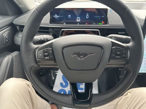 New 2025 Ford Mustang Mach-E Premium image 20