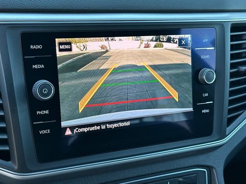 Used 2018 Volkswagen Atlas SE image 20