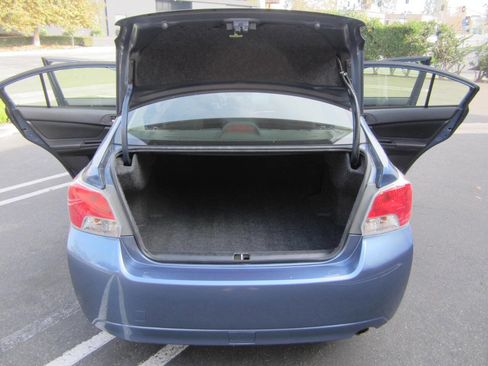 Used 2014 Subaru Impreza 2.0i Premium w/ All-Weather Package w/CVT image 10