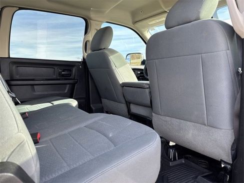 Used 2018 RAM 2500 Tradesman w/ Chrome Appearance Group image 18