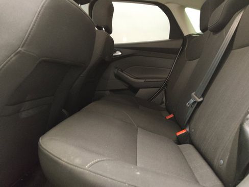 Used 2017 Ford Focus SEL FWD image 18