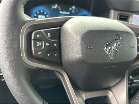 New 2025 Ford Bronco Outer Banks w/ Sasquatch Package image 24