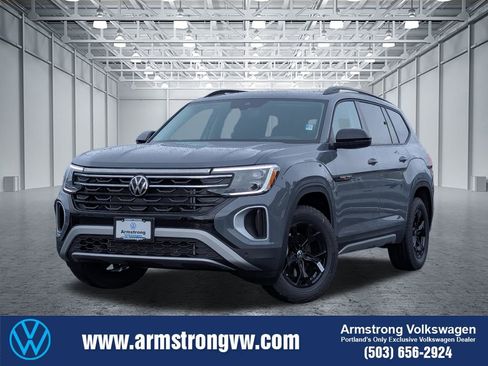 New 2026 Volkswagen Atlas Peak Edition image 1