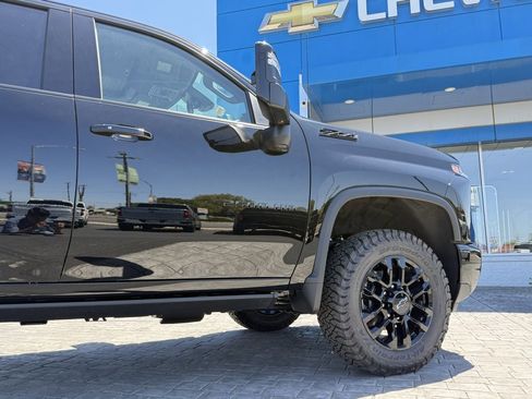 New 2025 Chevrolet Silverado 2500 LTZ w/ Trail Boss Package image 9