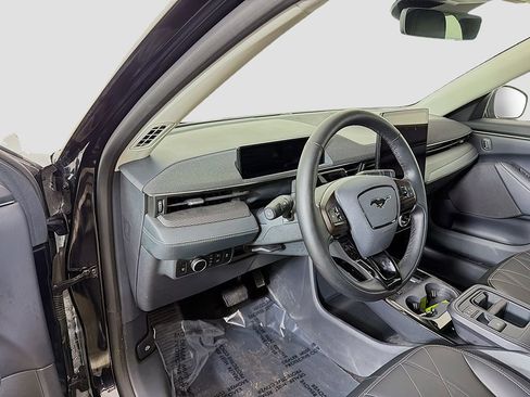 Used 2025 Ford Mustang Mach-E Select w/ Comfort Package Lite image 20