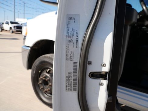 Used 2023 RAM 3500 Tradesman w/ Chrome Appearance Group image 29