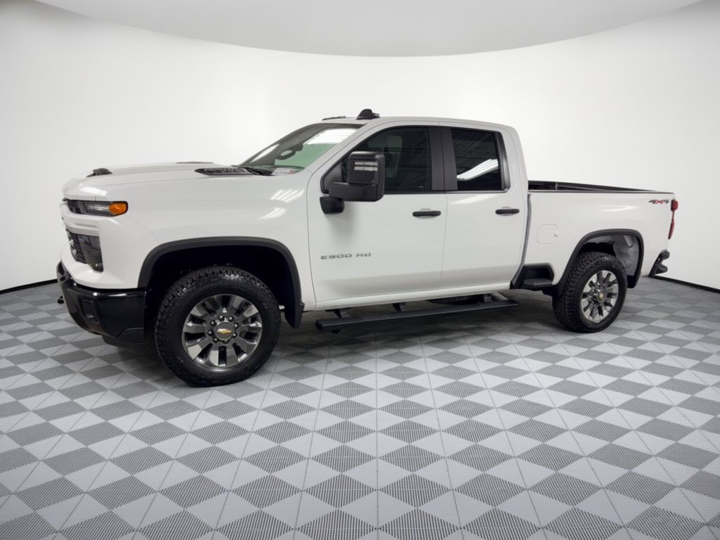 New 2026 Chevrolet Silverado 2500 Custom AWD/4WD image 2