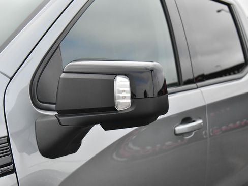 Used 2025 GMC Sierra 1500 Elevation w/ Elevation Premium Package image 16