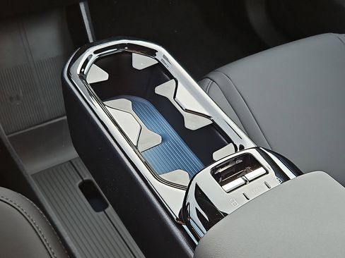 New 2026 Volvo EX30 Plus image 19