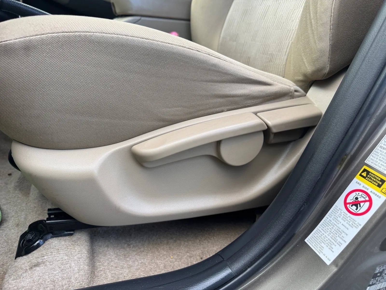 Used 2011 Toyota RAV4 4WD w/ Base L4 Extra Value Pkg image 22