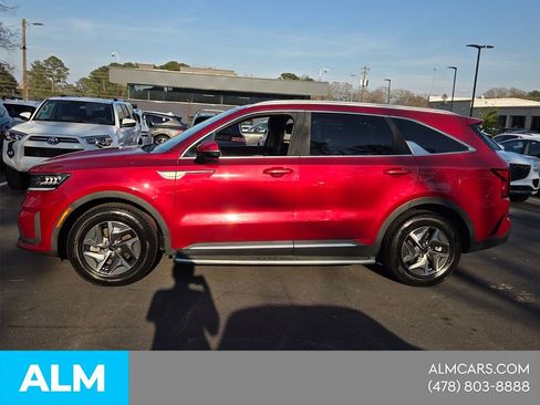 Used 2021 Kia Sorento S image 3