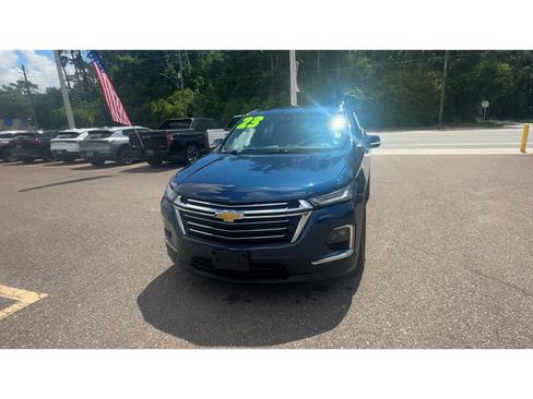 Used 2023 Chevrolet Traverse LT AWD/4WD image 7