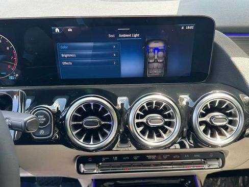 New 2026 Mercedes-Benz GLA 250 4MATIC image 36