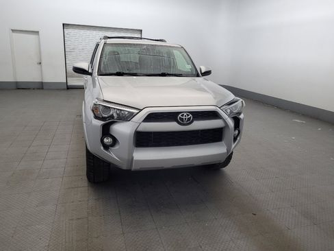 Used 2019 Toyota 4Runner SR5 AWD/4WD image 14