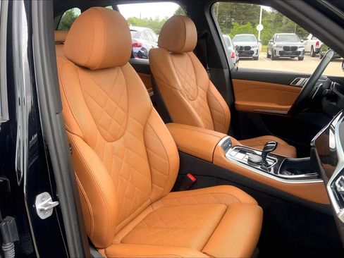Certified 2023 BMW X5 xDrive40i w/ Premium Package image 8