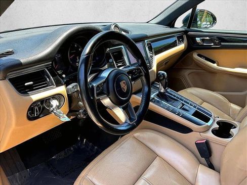 Used 2017 Porsche Macan AWD/4WD image 14