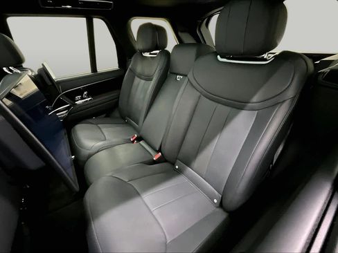 Used 2023 Land Rover Range Rover Autobiography AWD/4WD image 19