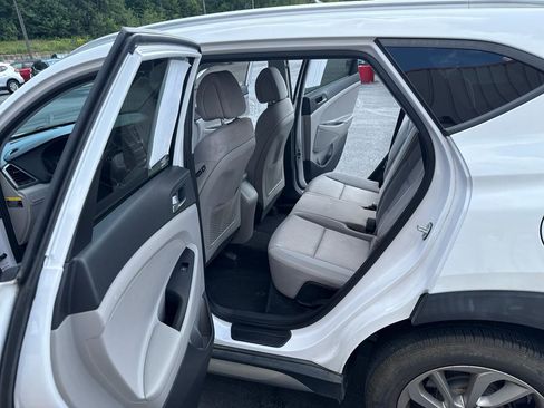 Used 2017 Hyundai Tucson SE image 10