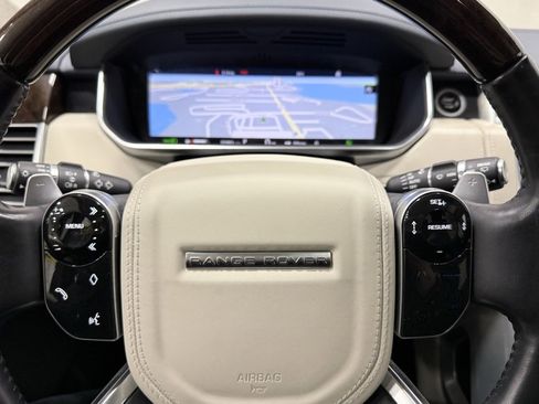 Used 2021 Land Rover Range Rover Autobiography image 24