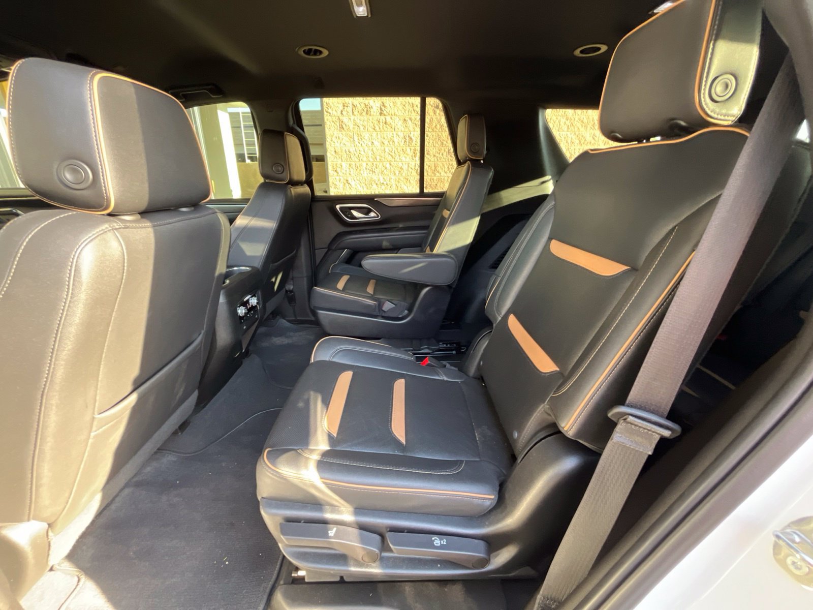 Certified 2023 GMC Yukon AT4 w/ Max Trailering Package AWD/4WD image 7