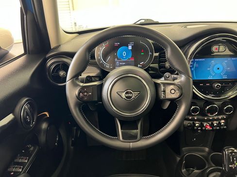 Used 2023 MINI Cooper S image 26