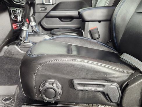 Used 2022 Jeep Wrangler Unlimited Rubicon 4xe w/ Cold Weather Group image 11