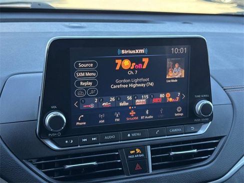 Used 2021 Nissan Altima 2.5 SR w/ SR Premium Package image 11