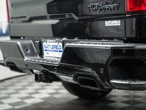 New 2026 Chevrolet Silverado 1500 High Country w/ High Country Premium Package image 8