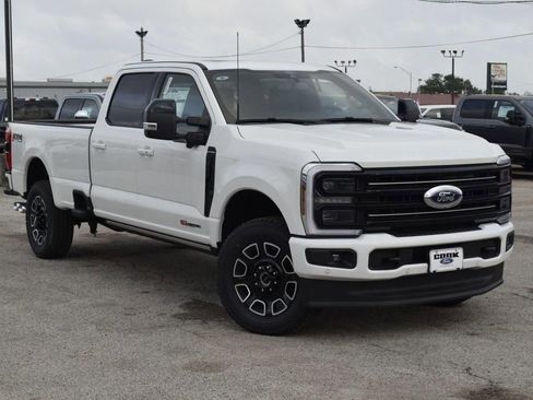 New 2025 Ford F350 Platinum w/ FX4 Off-Road Package image 3