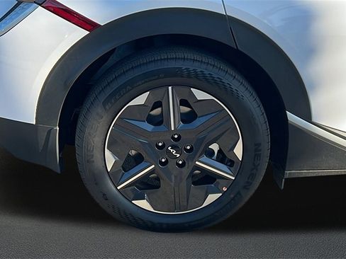 New 2025 Kia EV6 Light image 4