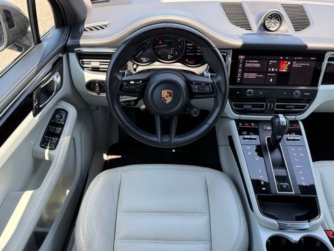 Certified 2023 Porsche Macan Turbo AWD/4WD image 14