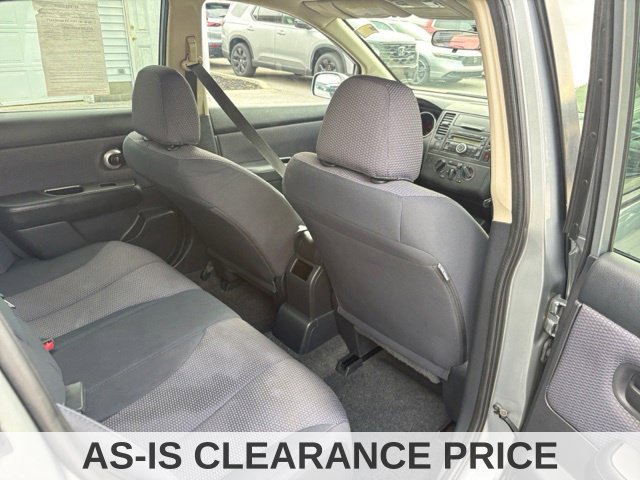 Used 2007 Nissan Versa Hatchback w/ ABS Pkg FWD image 37