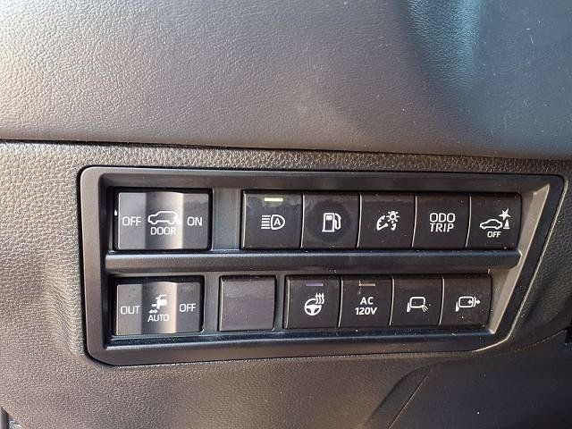 Used 2023 Toyota Sequoia Platinum AWD/4WD image 15
