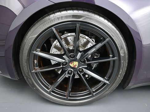 Certified 2023 Porsche 911 Carrera S RWD image 33