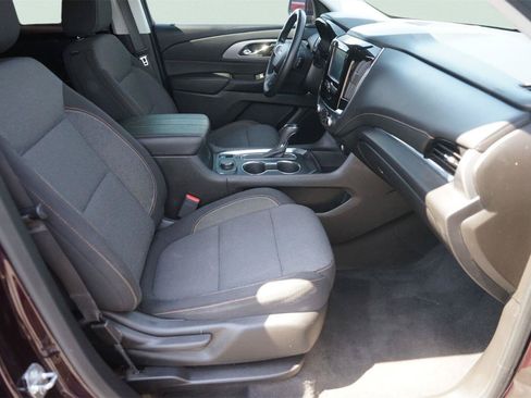Used 2019 Chevrolet Traverse LT w/ LPO, Floor Liner Package FWD image 20