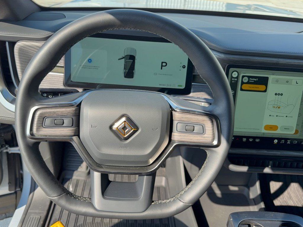 Used 2026 Rivian R1S Adventure Dual AWD/4WD image 10