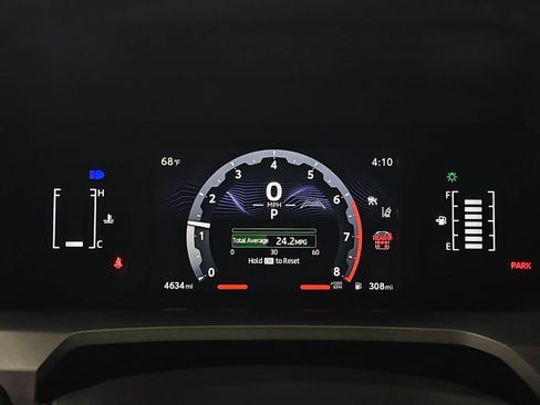 Used 2025 Toyota 4Runner SR5 AWD/4WD image 20