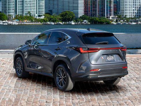 Used 2024 Lexus NX 250 FWD w/ Premium Package image 7