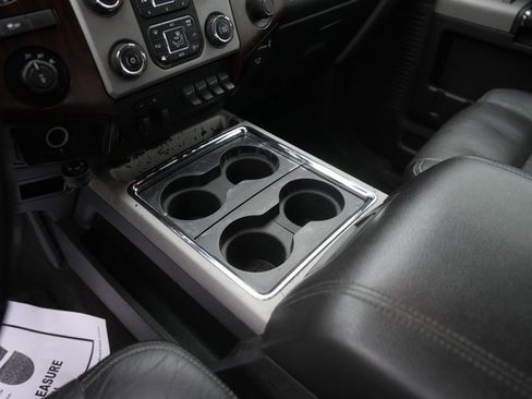 Used 2013 Ford F250 Lariat w/ Lariat Interior Pkg image 27