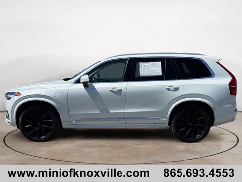Used 2021 Volvo XC90 T8 Inscription Expression w/ Climate Package AWD/4WD image 6