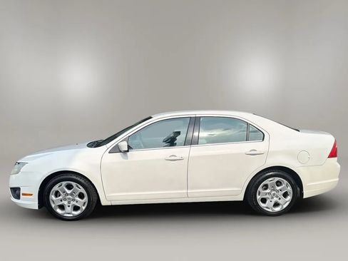 Used 2010 Ford Fusion SE FWD image 8