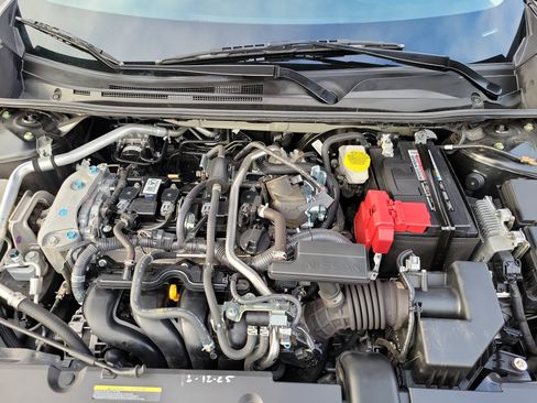 Used 2024 Nissan Sentra SV FWD image 25